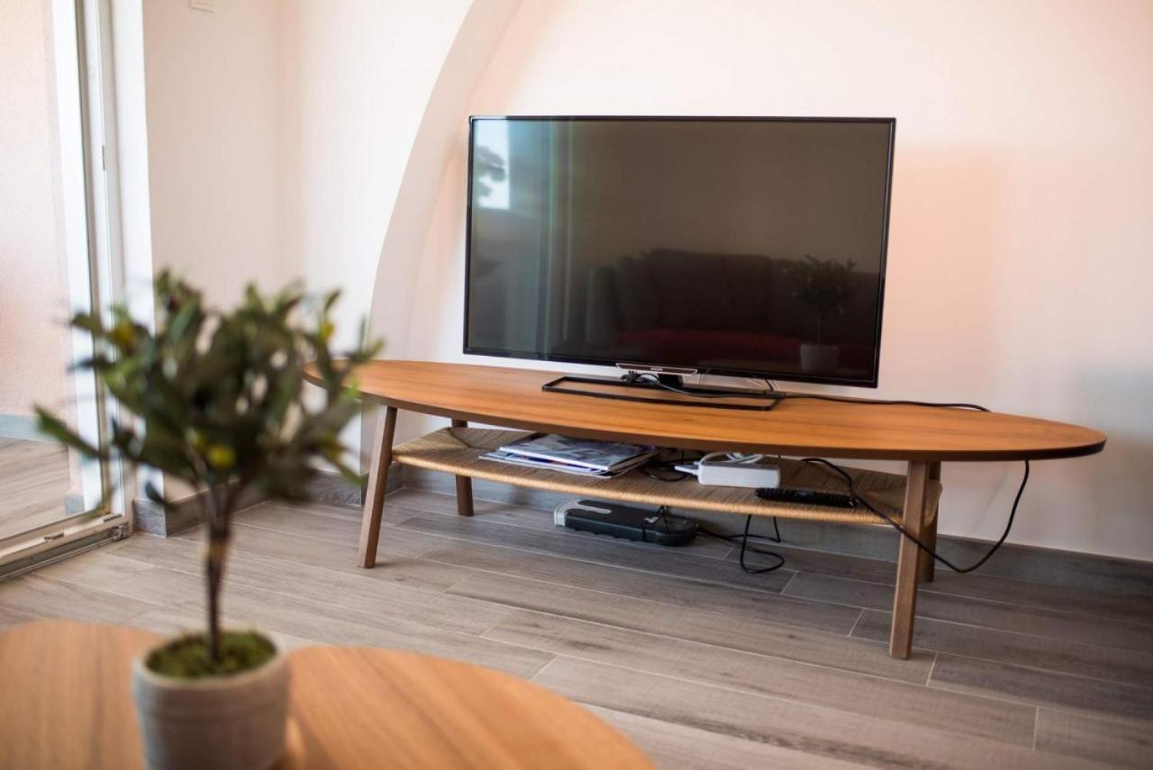 Apartman Zoe Vrbnik Extérieur photo